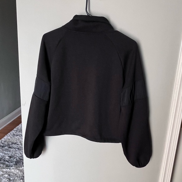 🌸Pink by VS Cropped Sweater 🌸 - Picture 5 of 6